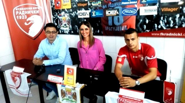 10736232_10204962353928471_933912053_n-