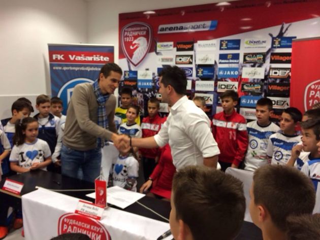 12108179_741538465990912_4508891785121127541_n