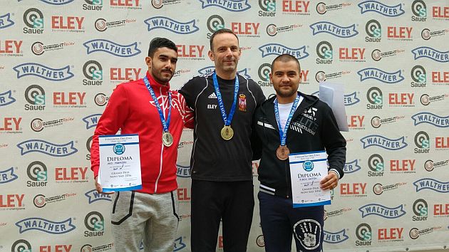 MK puska lezeci seniori Hadji Pletikosic Rizov Foto Nikola Maric