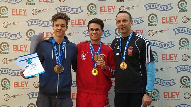 Trostav seniori Jovanovic Peni Pletikosic