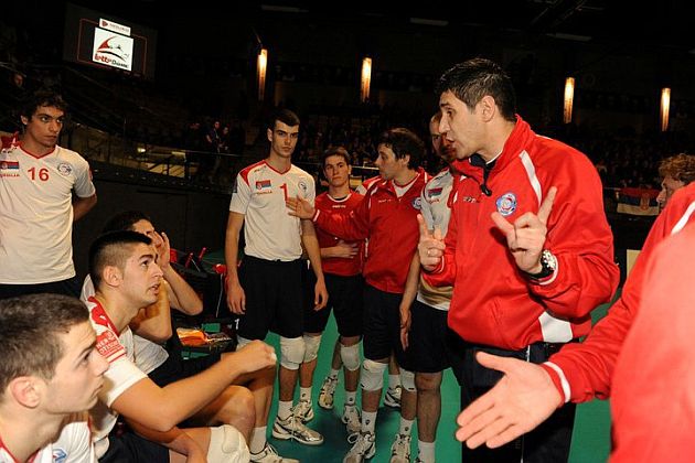 249909_2044485442315_7133792_n